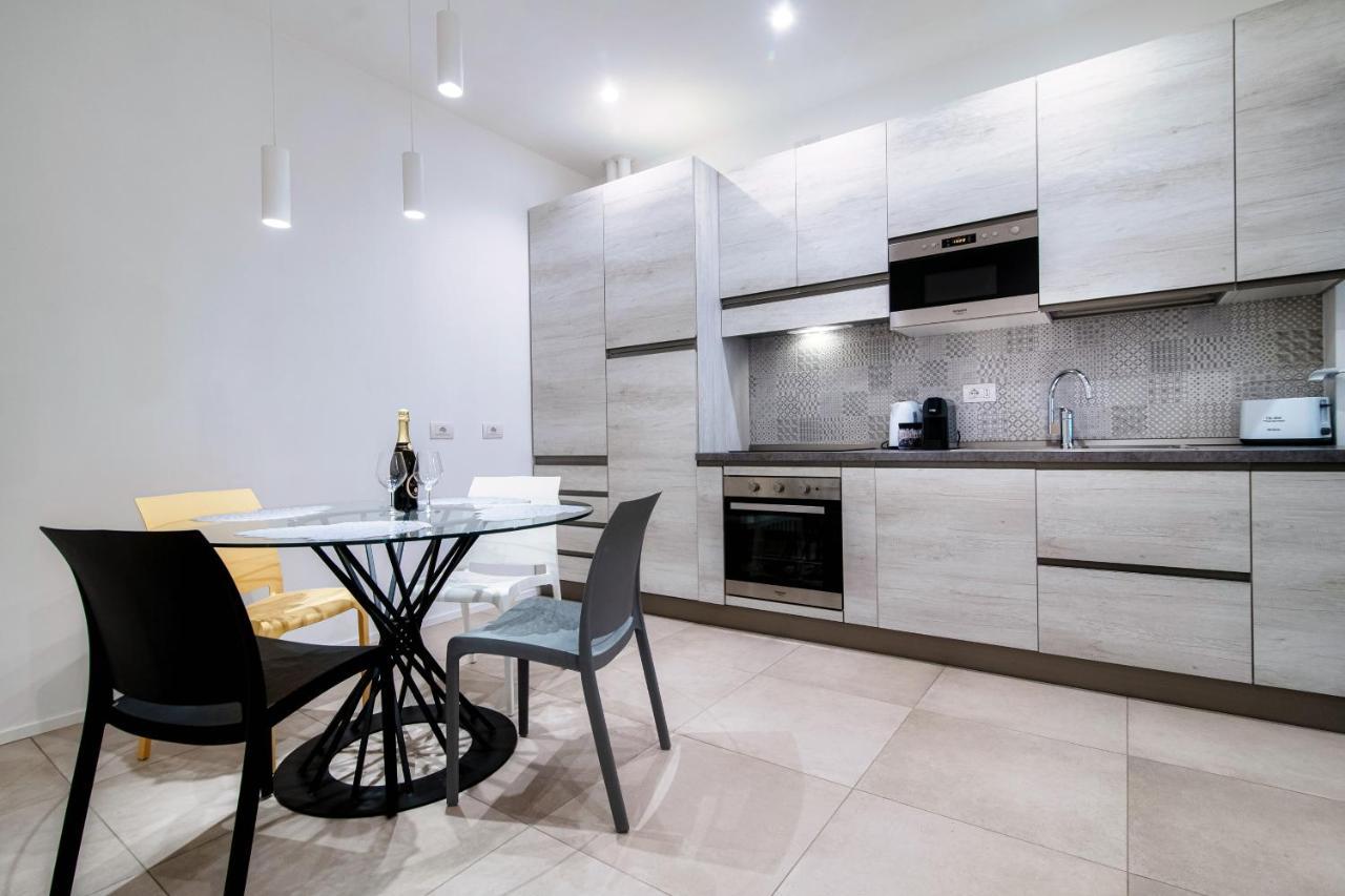Diaz 67 Life'S Loft - The House Of Travelers Apartamento Como Exterior foto