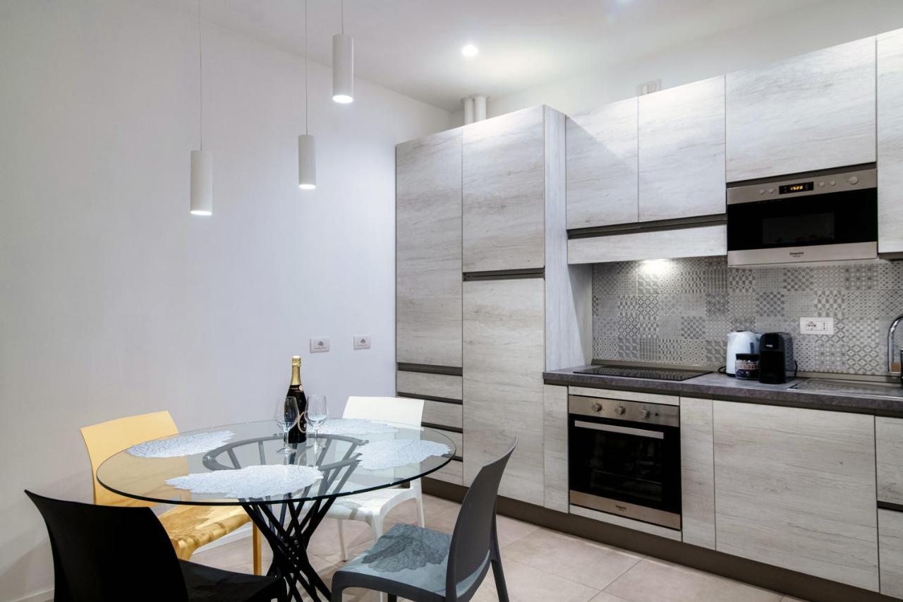 Diaz 67 Life'S Loft - The House Of Travelers Apartamento Como Exterior foto
